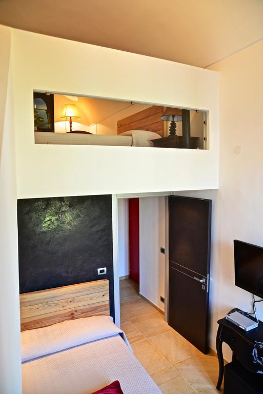 B&B Torre Porta Marina Ventimiglia Habitación foto